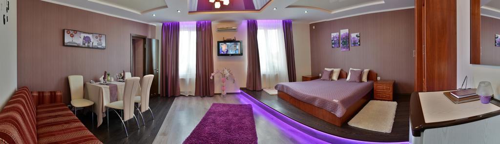 Vvp Club Hotel Tiraspol Habitación foto